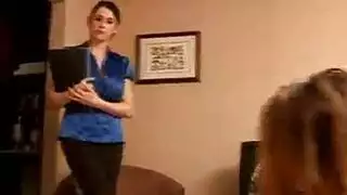 لا تستطيع التوقف عن أخذ القضيب الصناعي الضخم