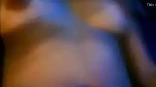 جنس جماعي مع نجم إباحي: كل فرج محشو بقضيب ممثل