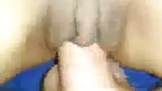 فتاة ناضجة تمارس الجنس الجماعي في فيلم إباحي صريح