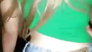 عاهرة طرطوس تحب القضيب السوري الكبير