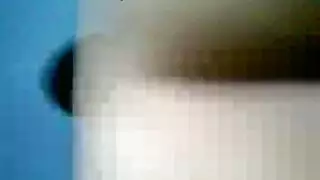 مغامرة جنسية ساخنة: تفحيط الحماة بعيدًا عن المنزل