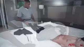 رجل عربي ثري يمارس الجنس مع كل ثقب نجم الإباحية هذا