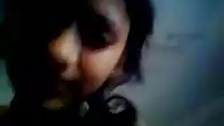 حدث مايلي سايروس الصريح: قذف على فرجها العاري