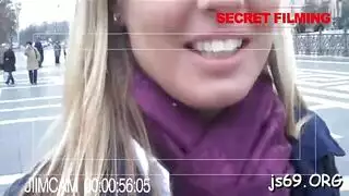 غريب يضاجع جان بقوة بعد أن تخلع ملابسها