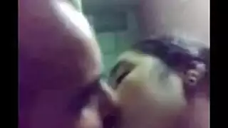 ١٠ ضخ قضيب مشحم على موقع إباحي