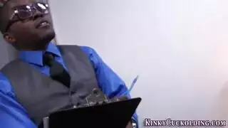 عبادة القضيب الآسيوي: عاهرات الديوث تتوسل من أجل المني