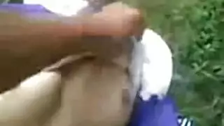 اختناق من مص عميق يؤدي إلى قذف منوي ضخم على الوجه
