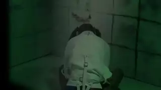 زوجة سميكة تصرخ خلال جلسة نكاح شرجي قاسية