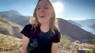 ينيكك في الشاطئ